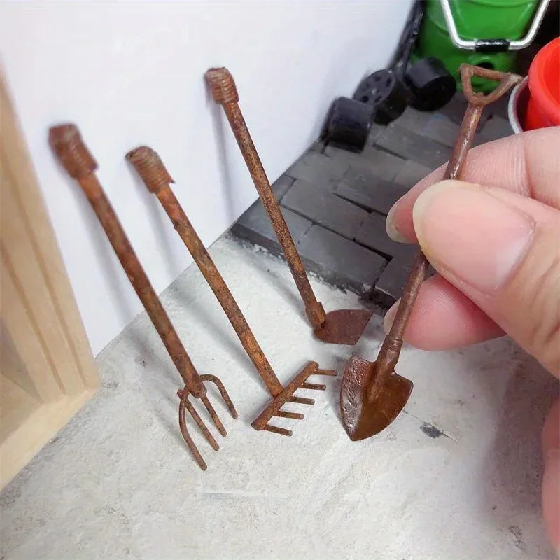 Gardening Tools Shop - 4Pcs/Pack Miniature Garden Tools Ornaments Rusty